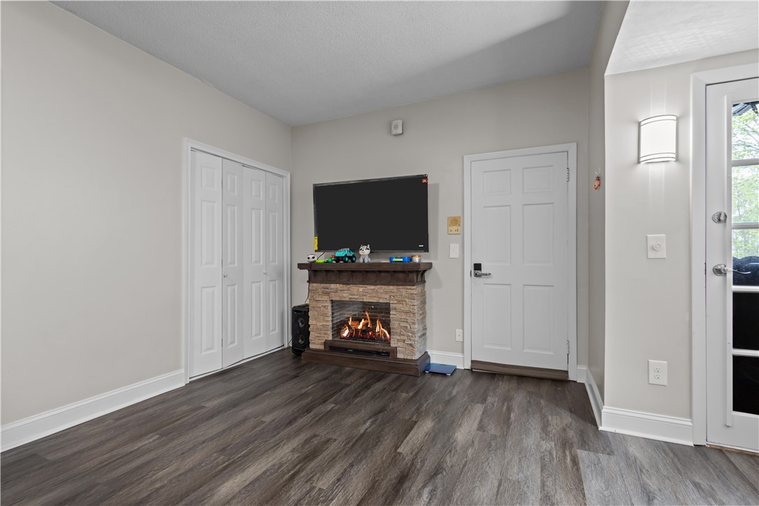 129 Academy Avenue Providence, RI 02908 - Photo 40 of 49
