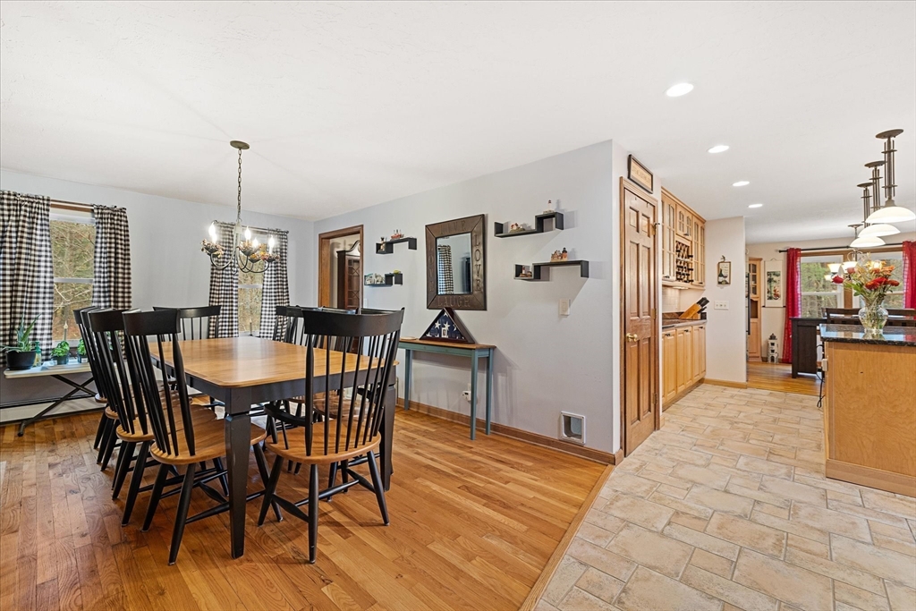 53 Asylum Street Mendon, MA 01756 - Photo 12 of 38