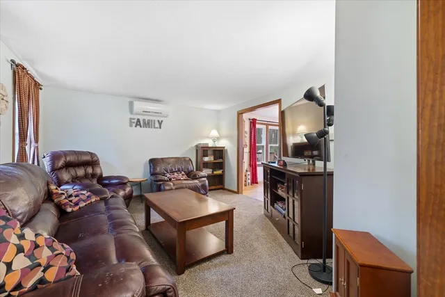 $765,000 | 53 Asylum Street, Mendon, MA 01756