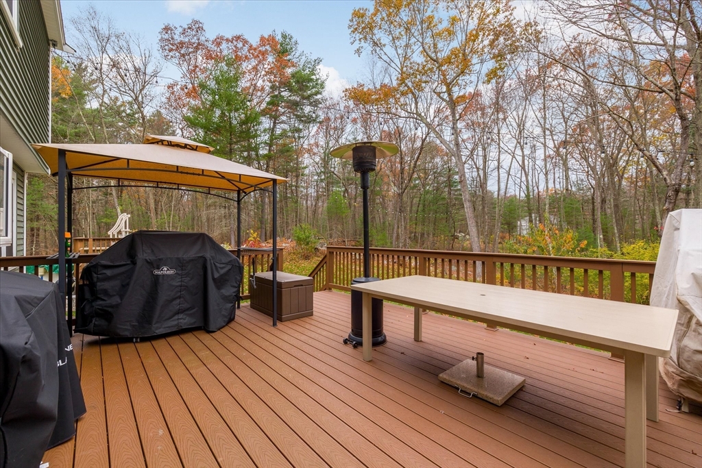 53 Asylum Street Mendon, MA 01756 - Photo 35 of 38