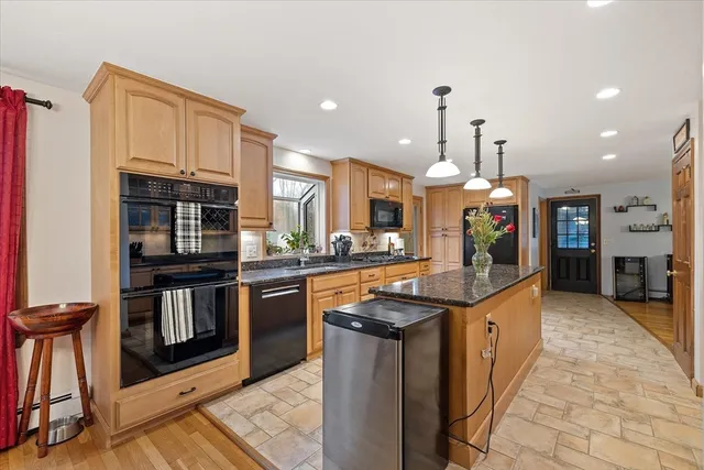 $765,000 | 53 Asylum Street, Mendon, MA 01756