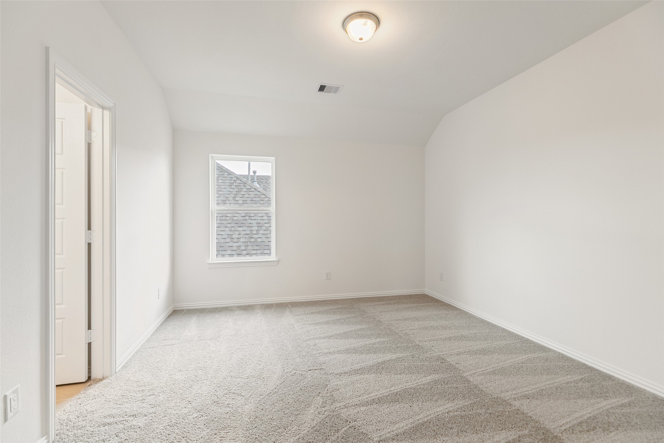 2805 Ruby Laurel Drive Iowa Colony, TX 77583 - Photo 30 of 39 an empty room with a window