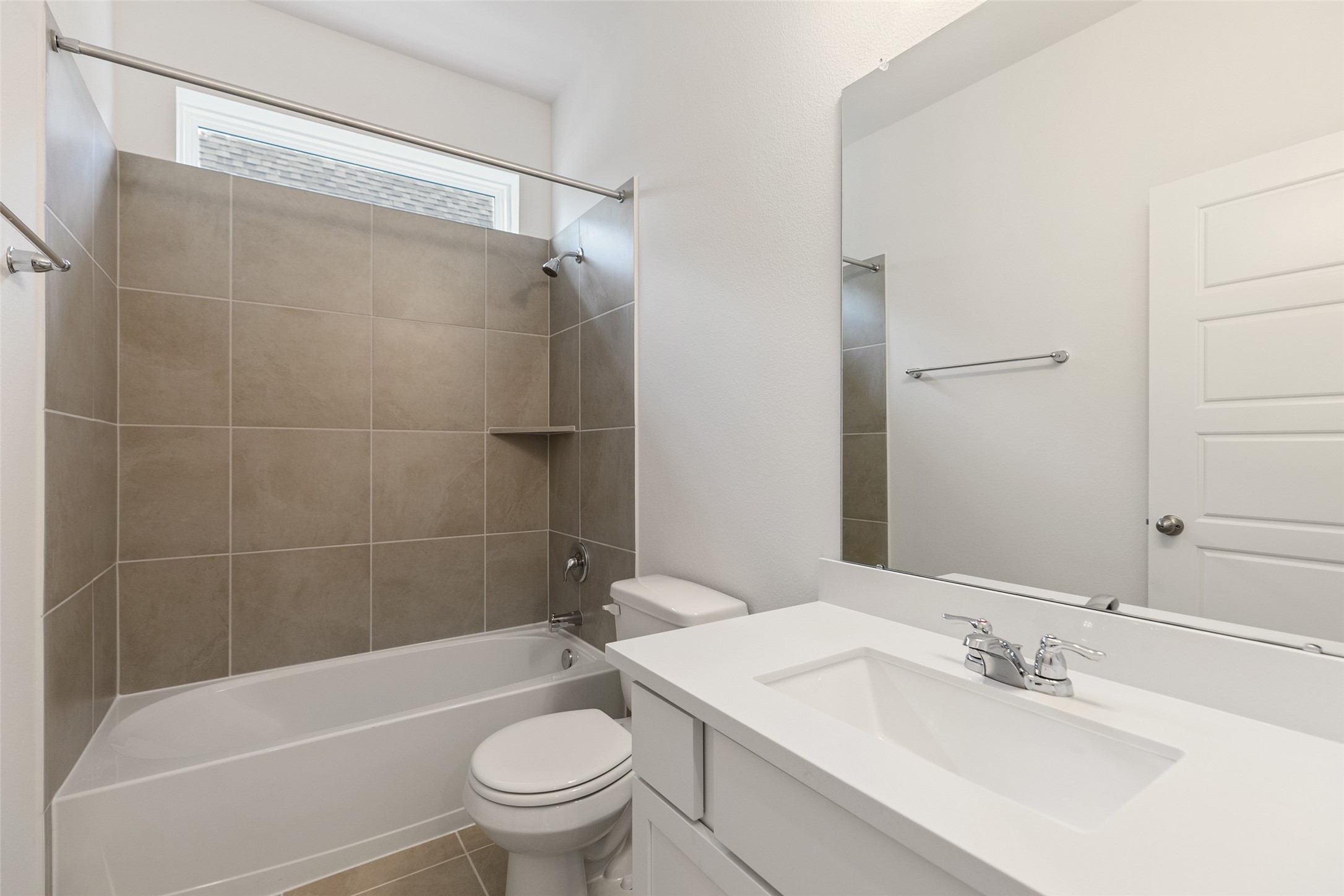 2805 Ruby Laurel Drive Iowa Colony, TX 77583 - Photo 8 of 39 a bathroom with a sink toilet and shower