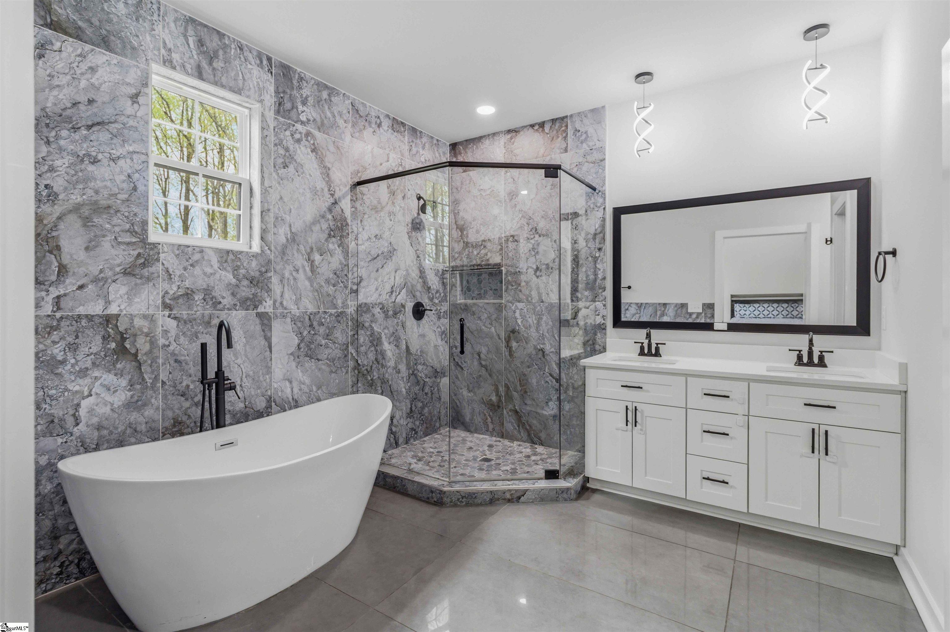 128 Rockmont Road Easley, SC 29640 - Photo 24 of 35