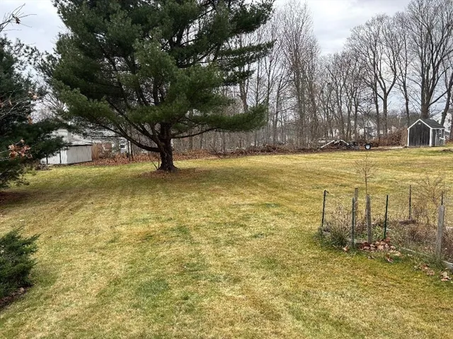 $3,100 | 4 Elm Street, Unit A, Medway, MA 02053