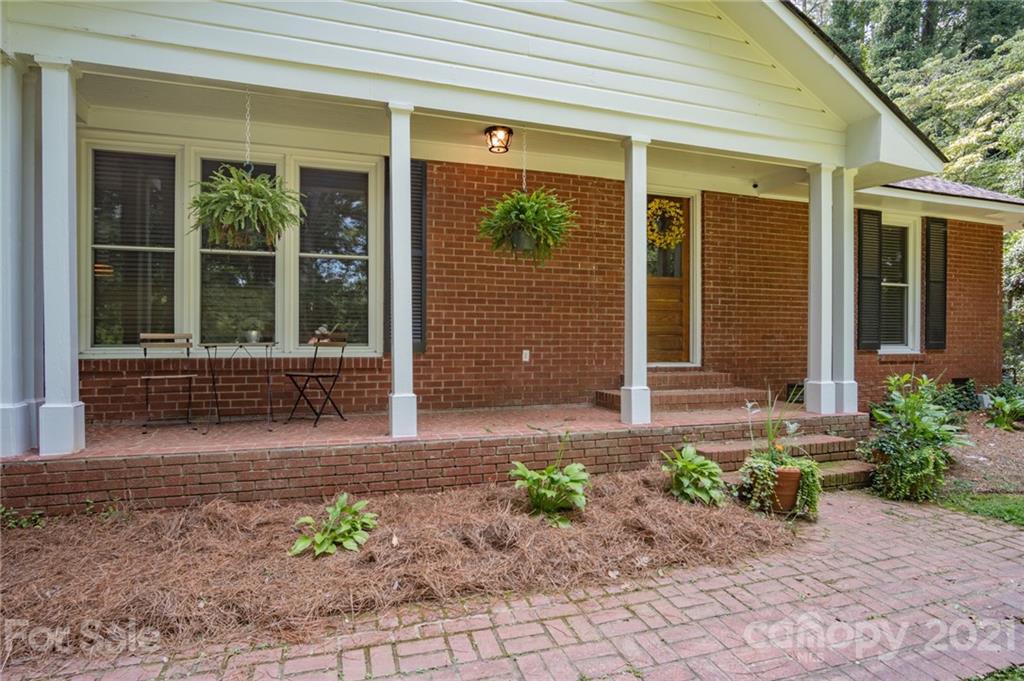 1020 Pineview Lakes Road Chester, SC 29706 - Photo 4 of 35 Gallery Image 4