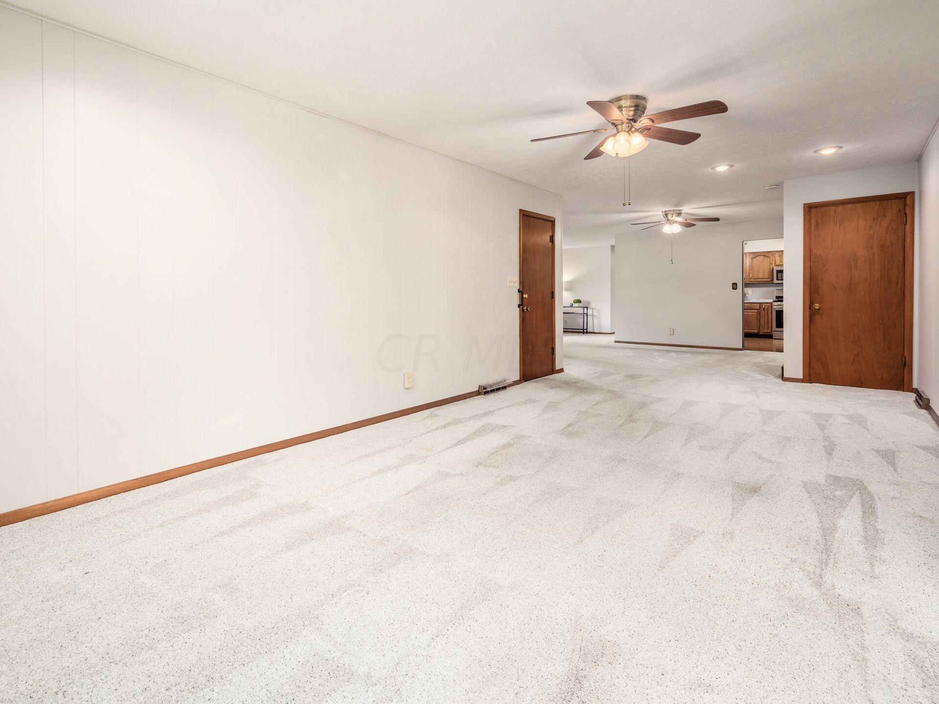 995 Plum Ridge Columbus, OH 43213 - Photo 10 of 41 View from great room to dining room and living room