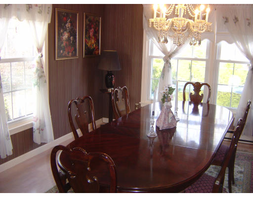 286 Clark Road Lowell, MA 01852 - Photo 4 of 7 Gallery Image 4