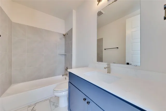 $5,350 | 4500 Freedom Drive, Unit 209, Austin, TX 78731