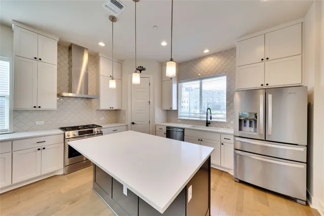 $5,350 | 4500 Freedom Drive, Unit 209, Austin, TX 78731