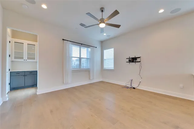 $5,350 | 4500 Freedom Drive, Unit 209, Austin, TX 78731