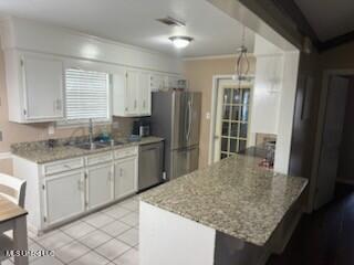 79 Cedar Lane Natchez, MS 39120 - Photo 15 of 20 79 Cedar Lane Kitchen