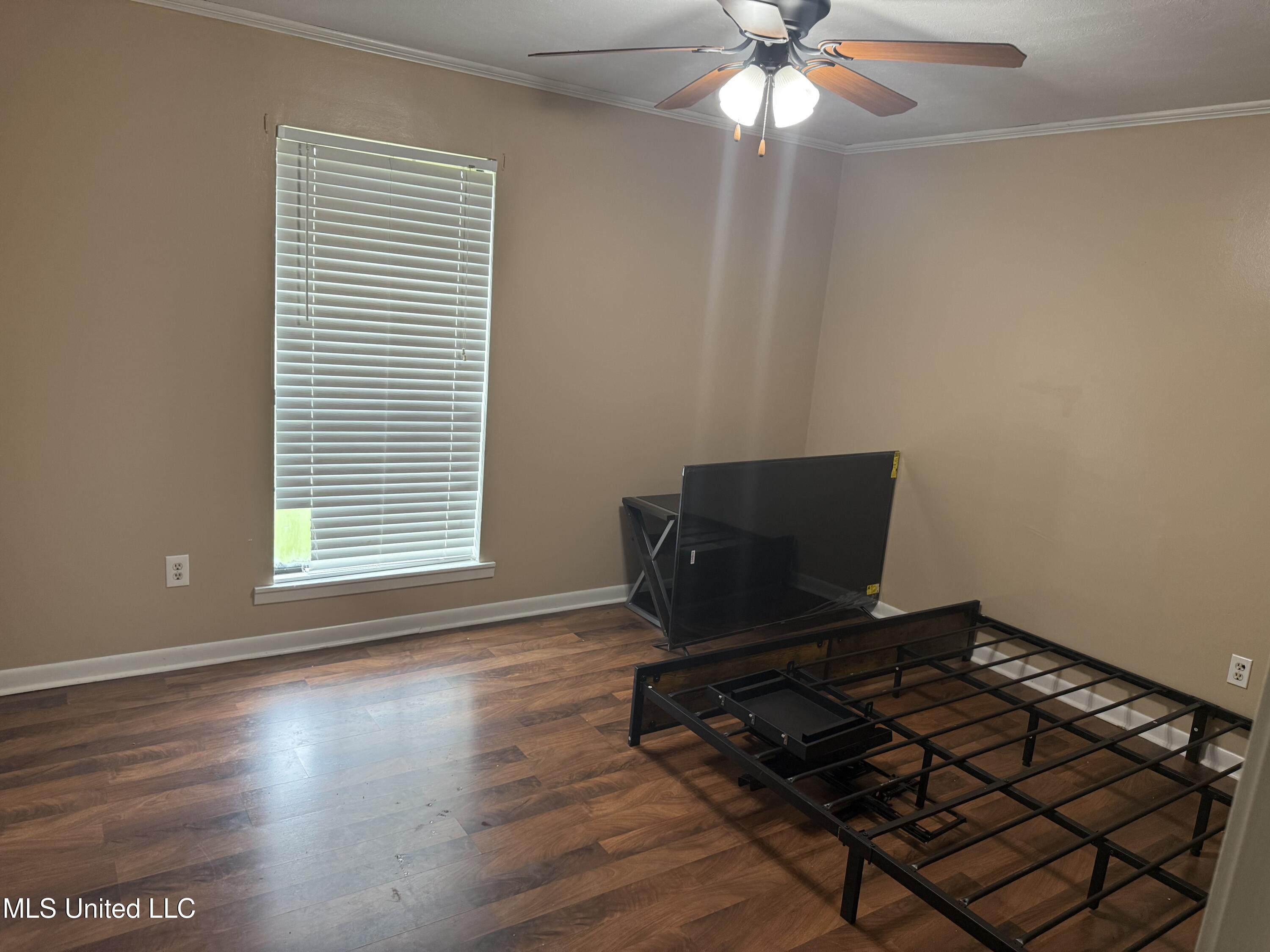 79 Cedar Lane Natchez, MS 39120 - Photo 2 of 20 IMG_3584