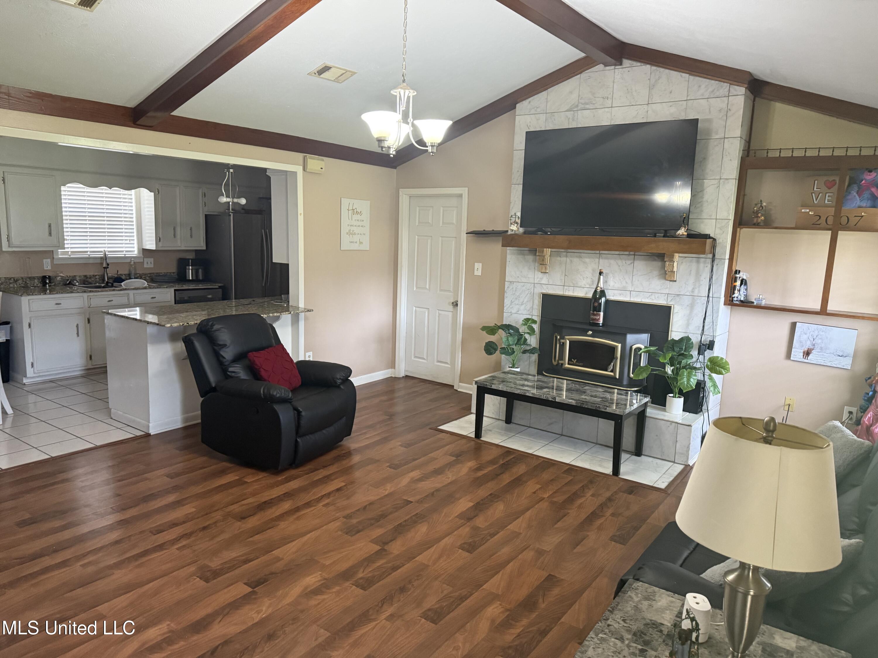 79 Cedar Lane Natchez, MS 39120 - Photo 7 of 20 IMG_3580