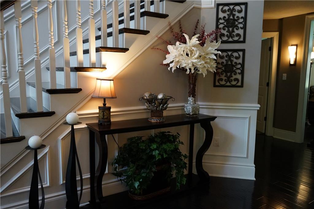 34 South Cowan Road Carnegie, PA 15106 - Photo 3 of 24 Gallery Image 3