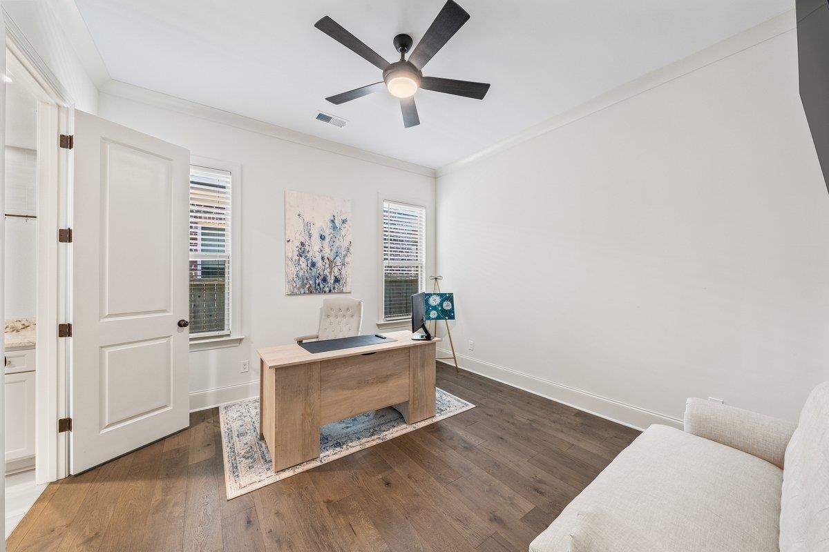 3358 Hidden Bend Lane Collierville, TN 38017 - Photo 22 of 32 a living room with furniture and window