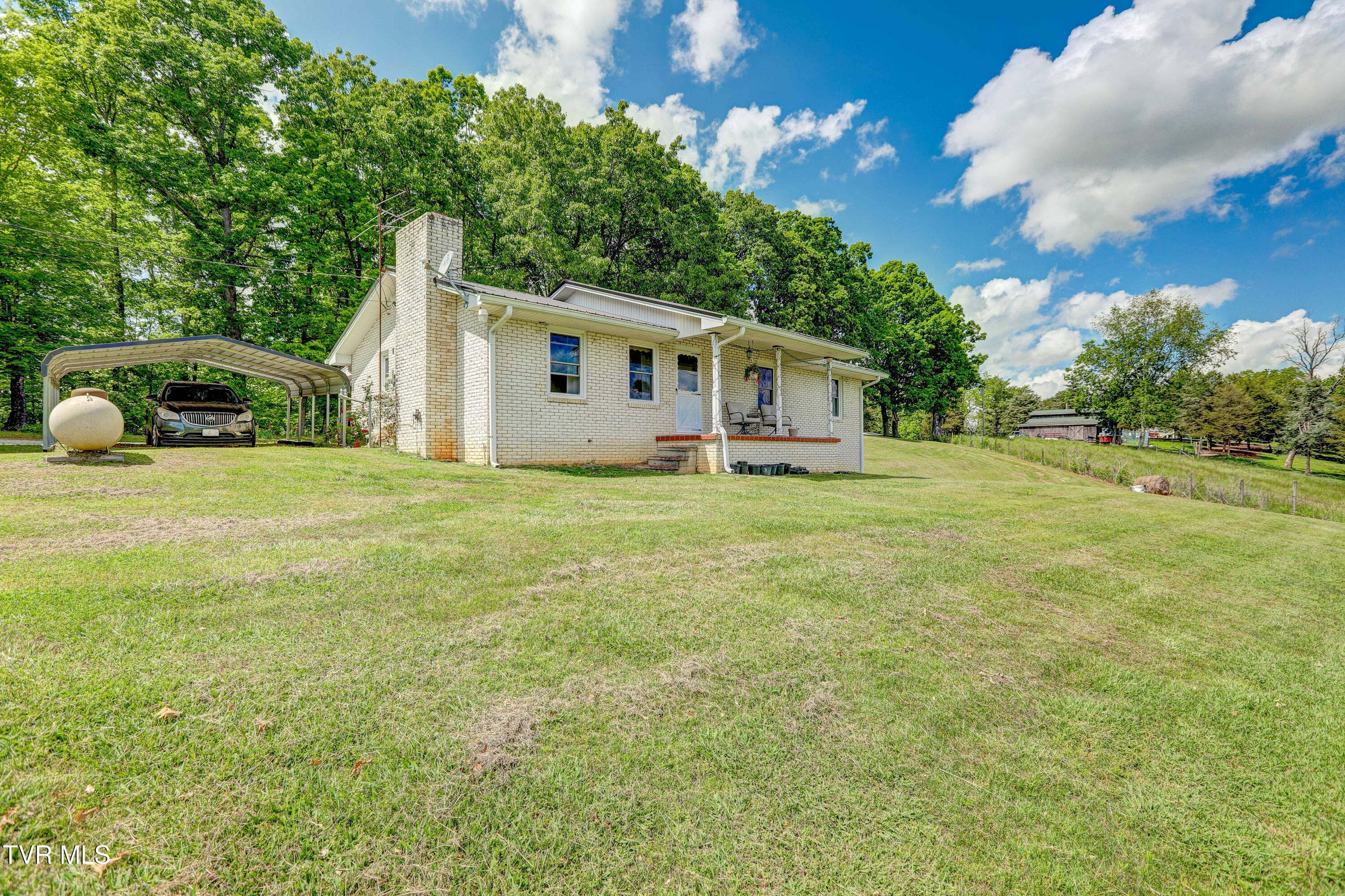 135 Abc Road Limestone, TN 37681 - Photo 23 of 118 B42A6825_6_7_8_9