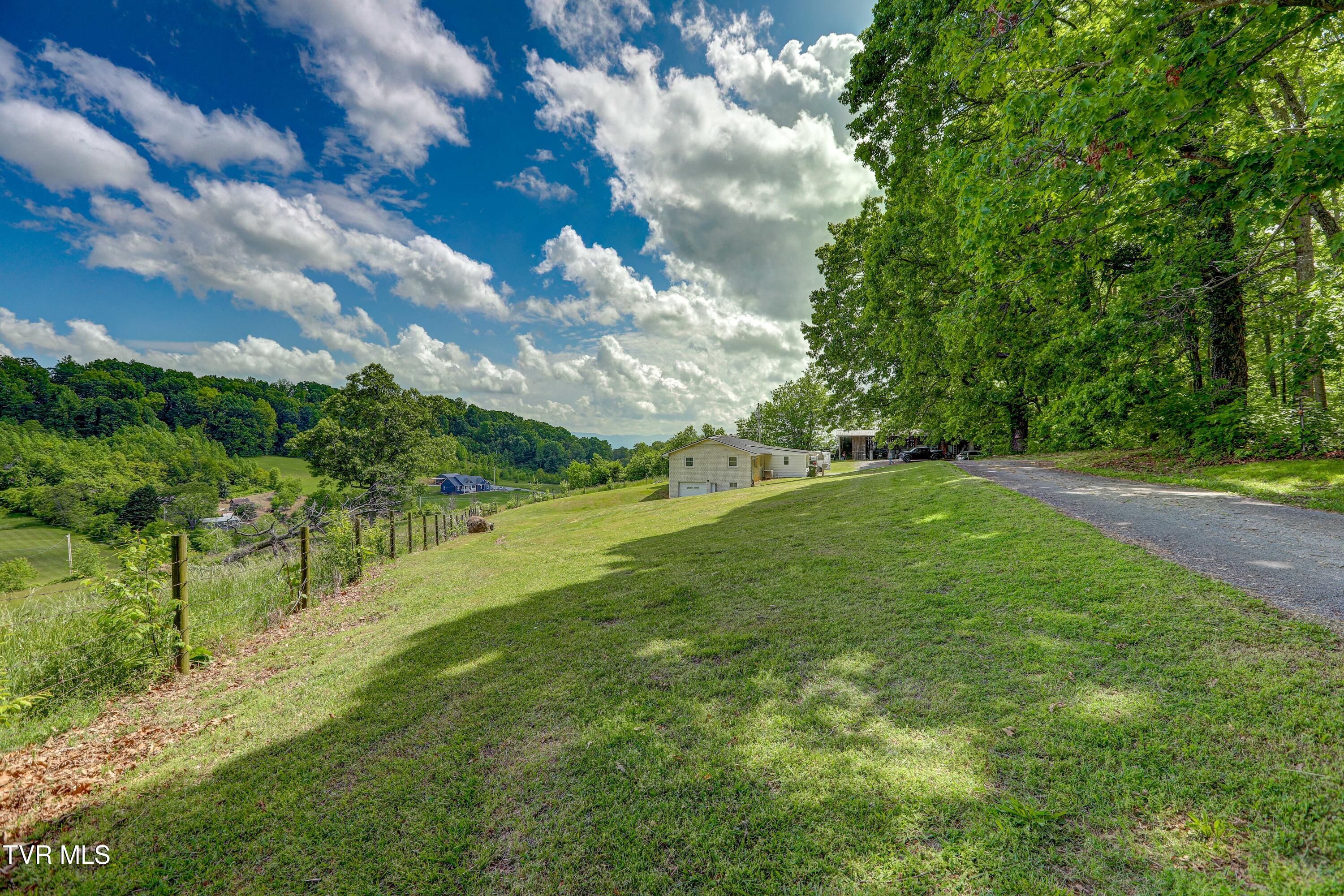 135 Abc Road Limestone, TN 37681 - Photo 29 of 118 B42A6855_6_7_8_9