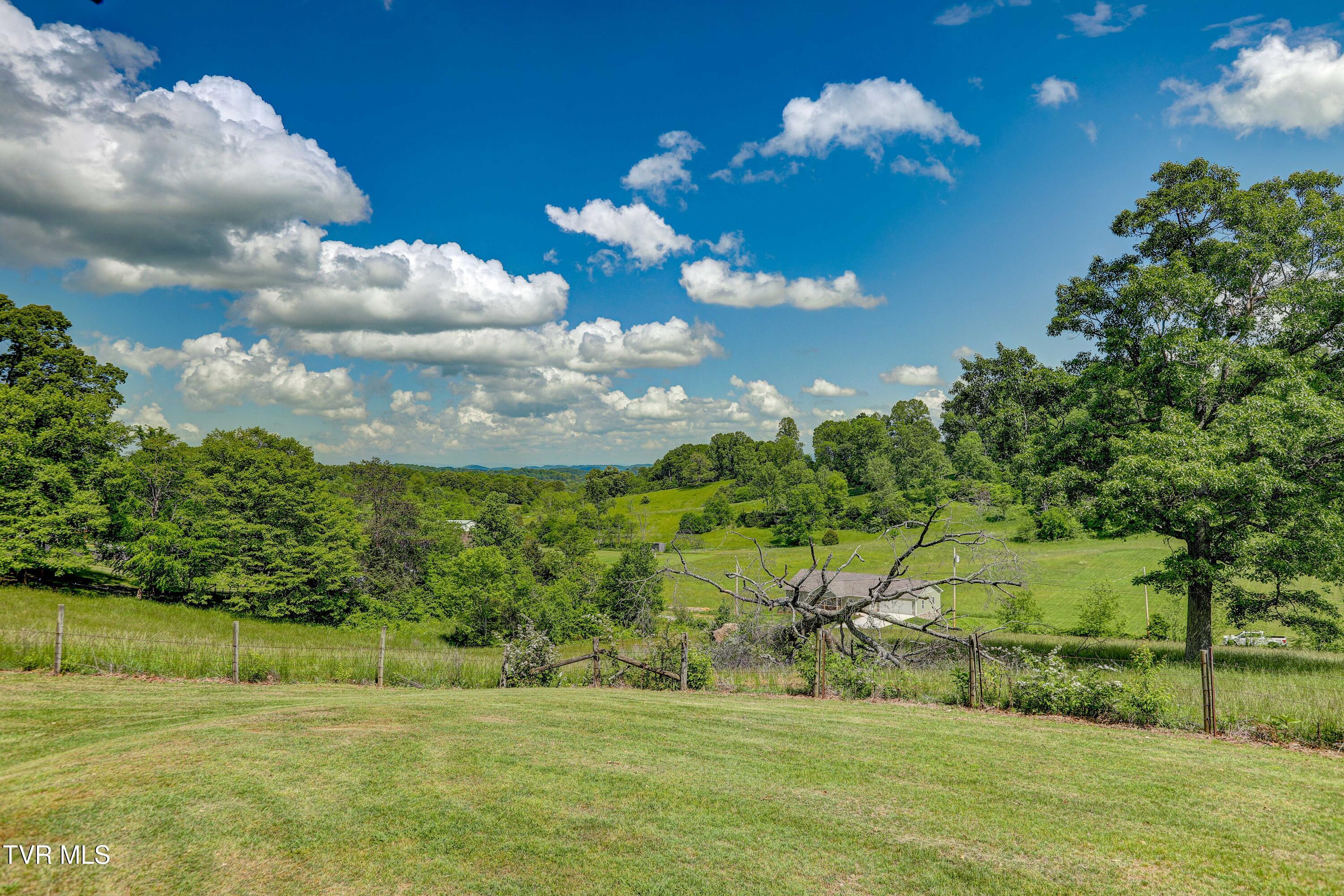 135 Abc Road Limestone, TN 37681 - Photo 31 of 118 B42A6865_6_7_8_9