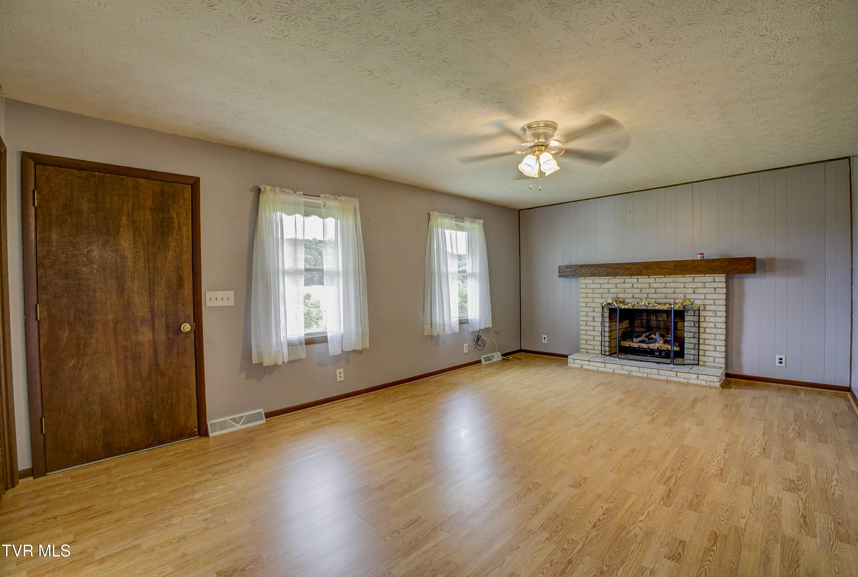 135 Abc Road Limestone, TN 37681 - Photo 7 of 118 DSC00431_2_3_4_5