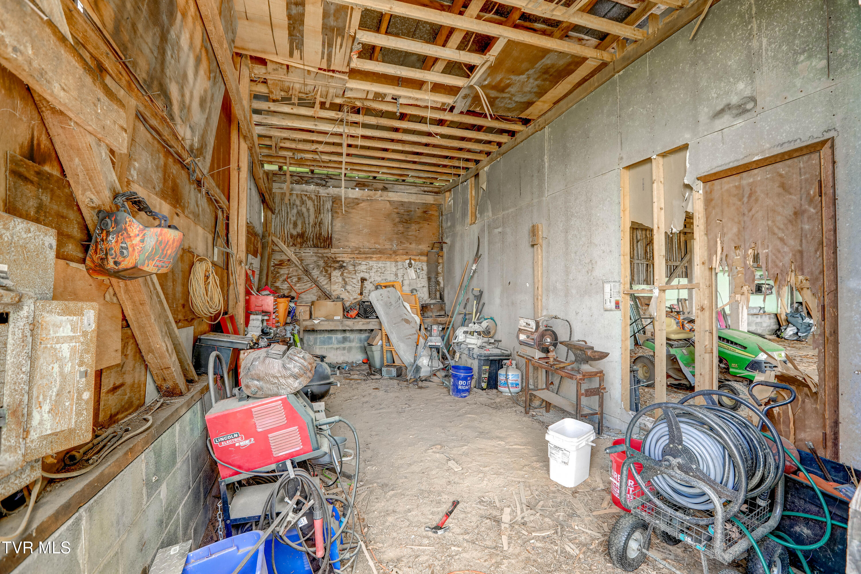 135 Abc Road Limestone, TN 37681 - Photo 74 of 118 B42A7055_6_7_8_9