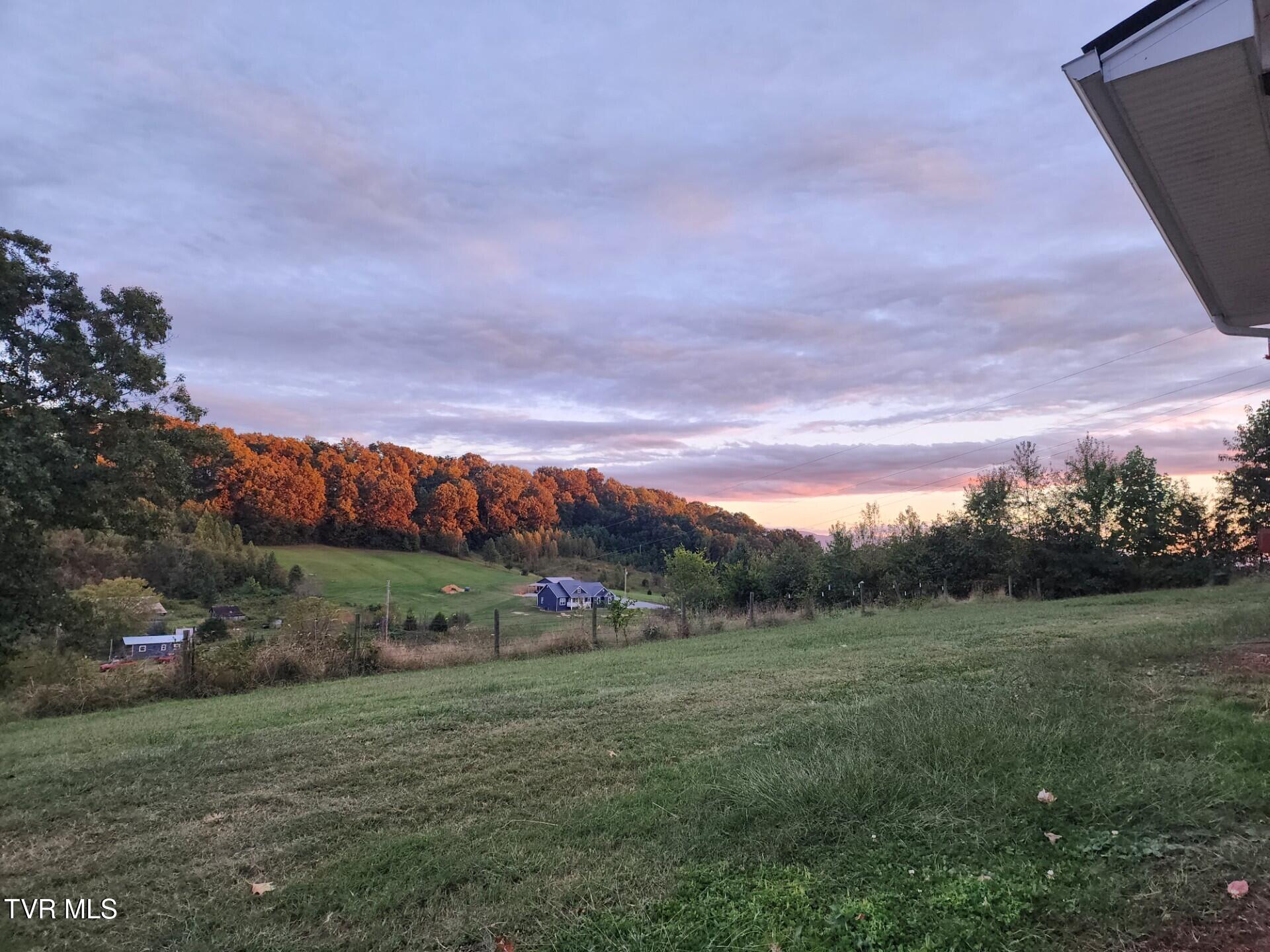 135 Abc Road Limestone, TN 37681 - Photo 82 of 118 135 sunset 2