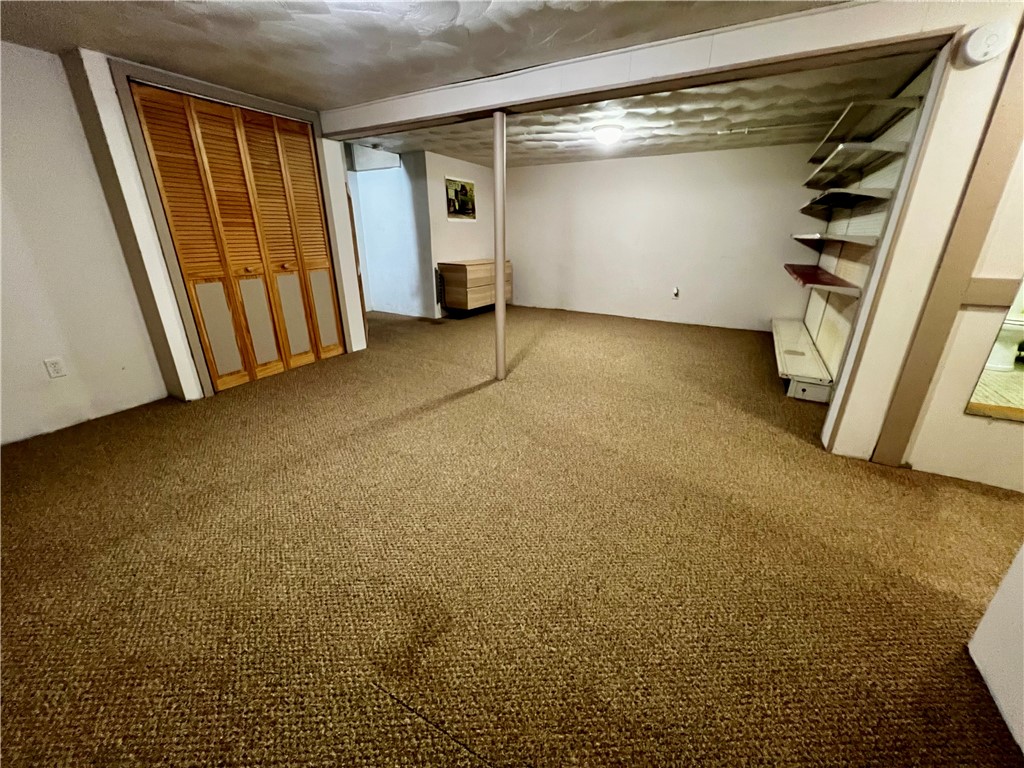 426 Arnold Road Coventry, RI 02816 - Photo 25 of 30