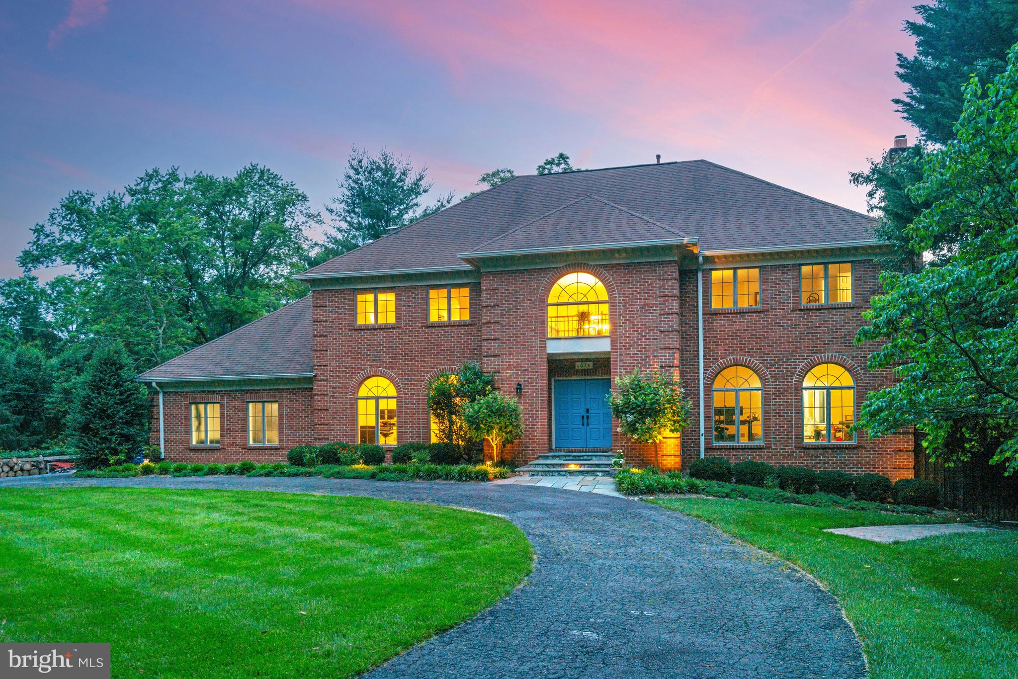 1016 Bellview Road McLean, VA 22102 - Photo 2 of 118 Gallery Image 2