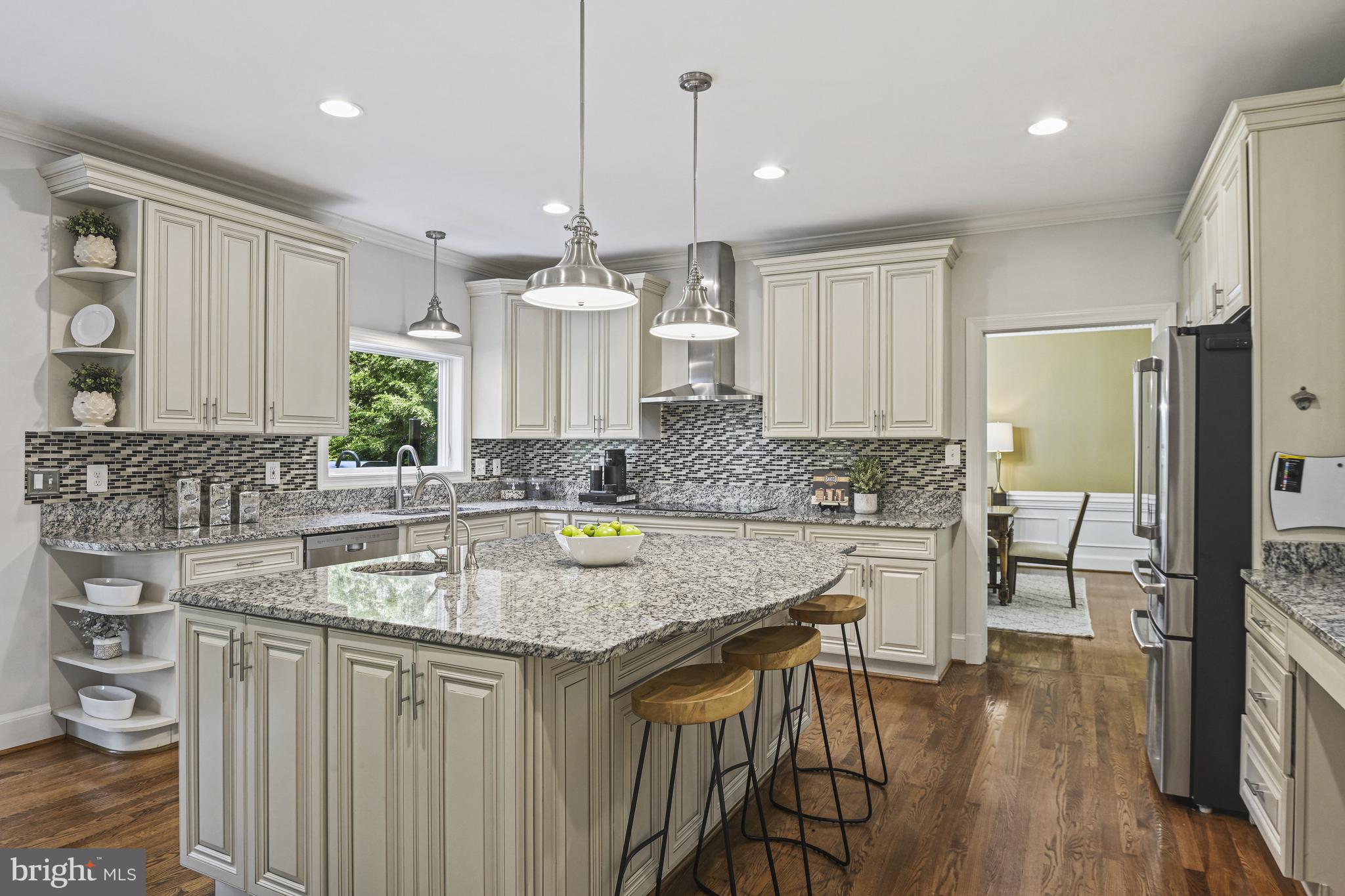1016 Bellview Road McLean, VA 22102 - Photo 9 of 118 Gallery Image 9