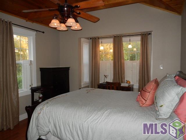 1273 Stuart Avenue Baton Rouge, LA 70808 - Photo 5 of 14 Master Bedroom. Nook space by front window
