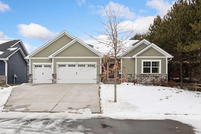 $750,000 | 3480 87th Street North, Stillwater, MN 55082