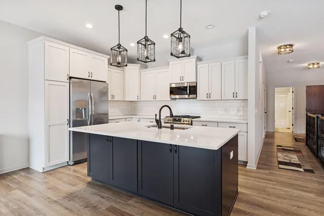 $750,000 | 3480 87th Street North, Stillwater, MN 55082