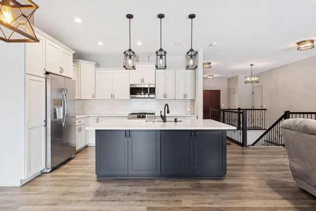 $750,000 | 3480 87th Street North, Stillwater, MN 55082