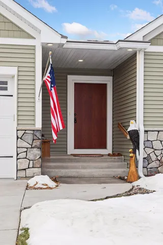 $750,000 | 3480 87th Street North, Stillwater, MN 55082