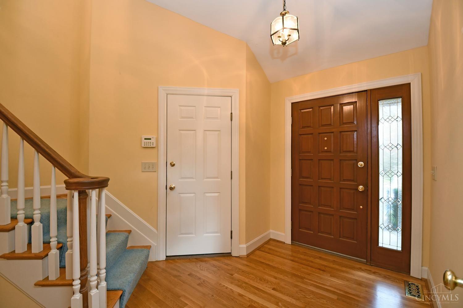 8849 Montgomery Road Cincinnati, OH 45236 - Photo 3 of 43