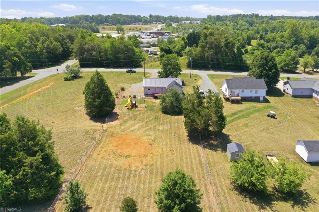 1502 Gibbs Road Reidsville, NC 27320 - Photo 33 of 36