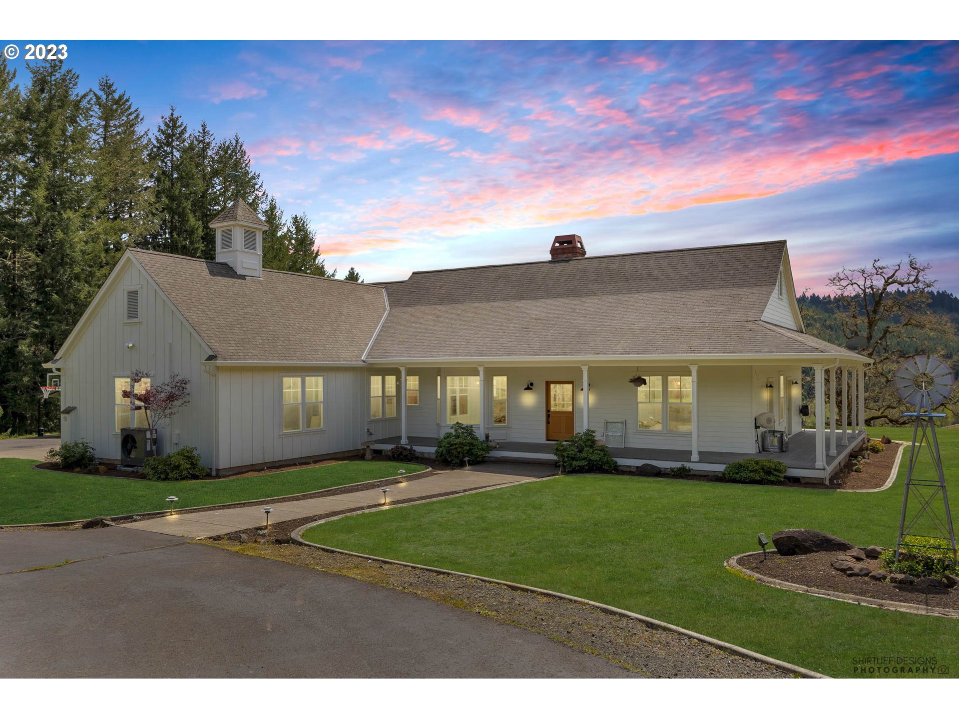 27289 Briggs Hill Road Eugene, OR 97405 - Photo 1 of 45 Gallery Image 1