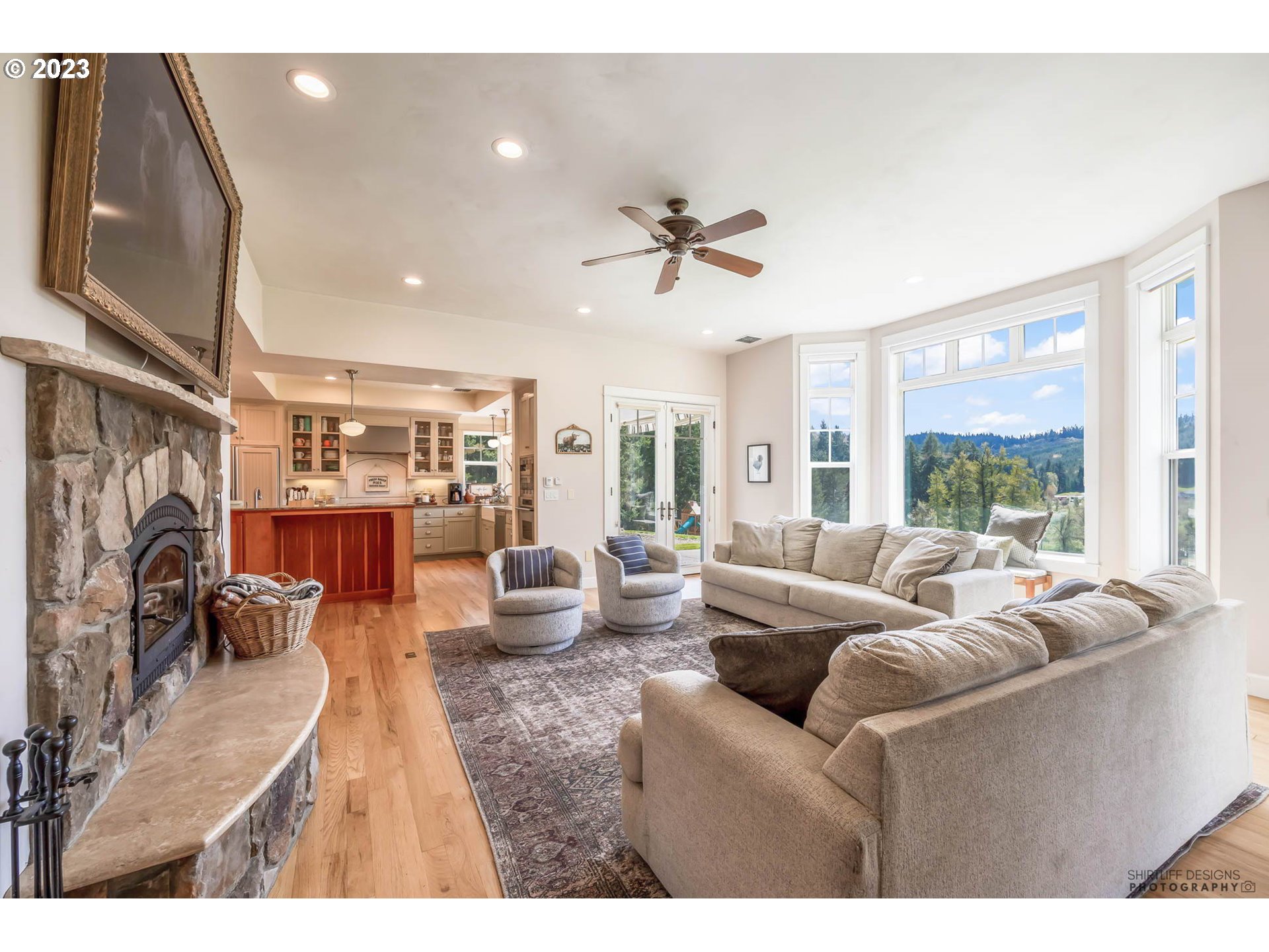 27289 Briggs Hill Road Eugene, OR 97405 - Photo 12 of 45 Gallery Image 12