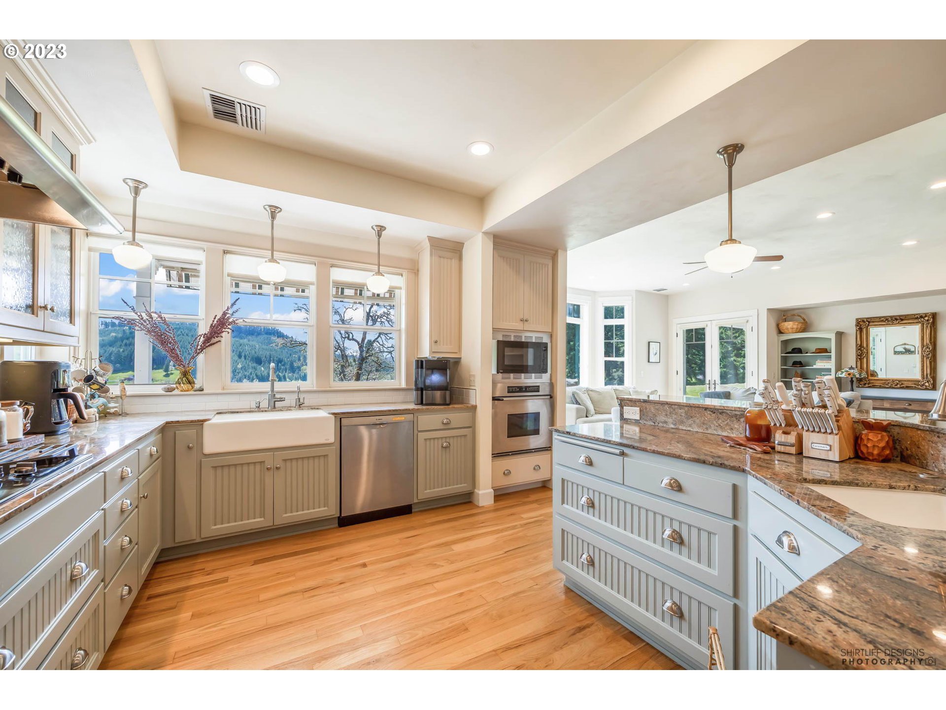27289 Briggs Hill Road Eugene, OR 97405 - Photo 19 of 45 Gallery Image 19