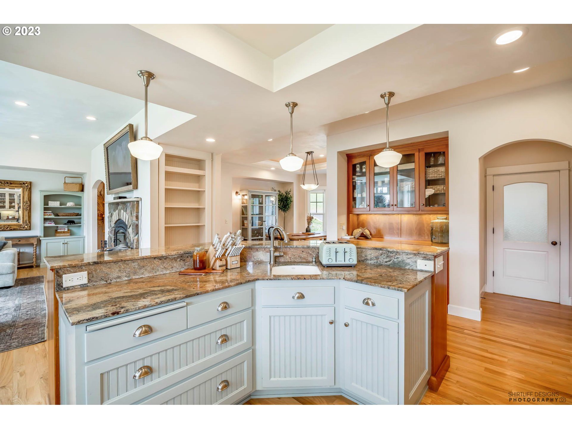 27289 Briggs Hill Road Eugene, OR 97405 - Photo 21 of 45 Gallery Image 21