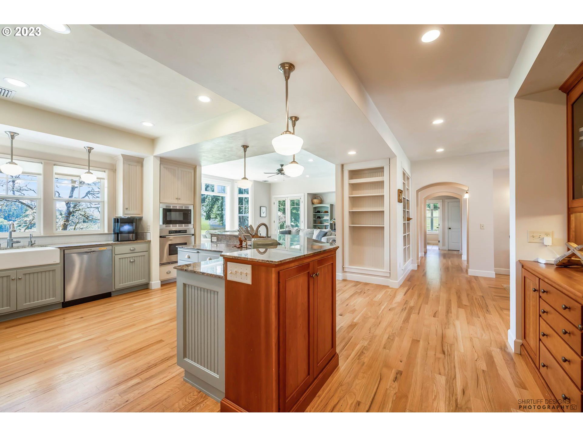 27289 Briggs Hill Road Eugene, OR 97405 - Photo 32 of 45 Gallery Image 32