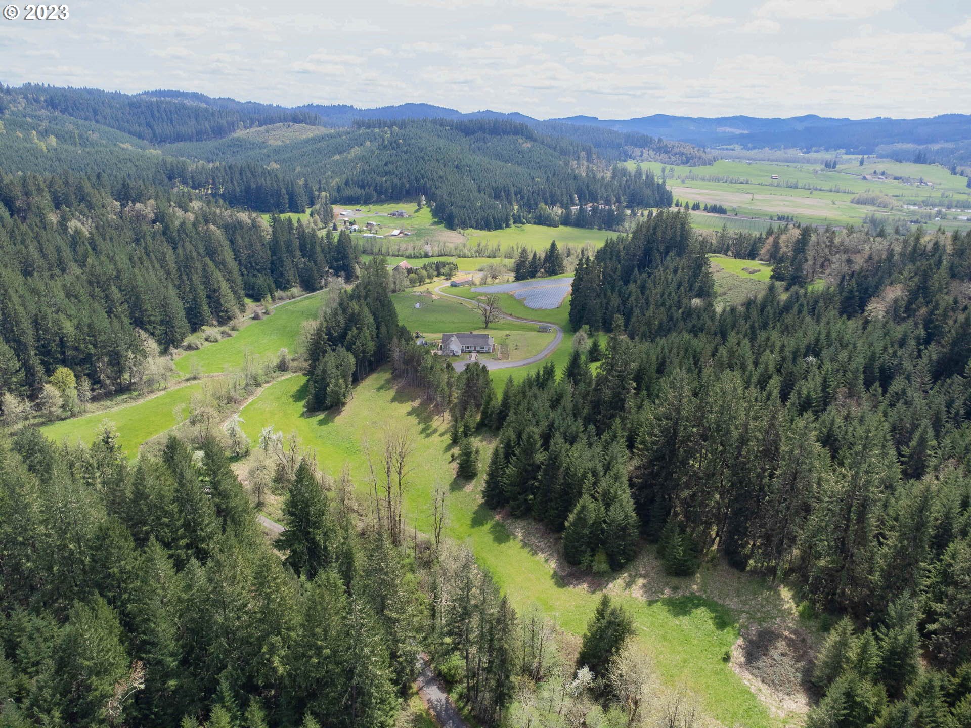 27289 Briggs Hill Road Eugene, OR 97405 - Photo 44 of 45 Gallery Image 44