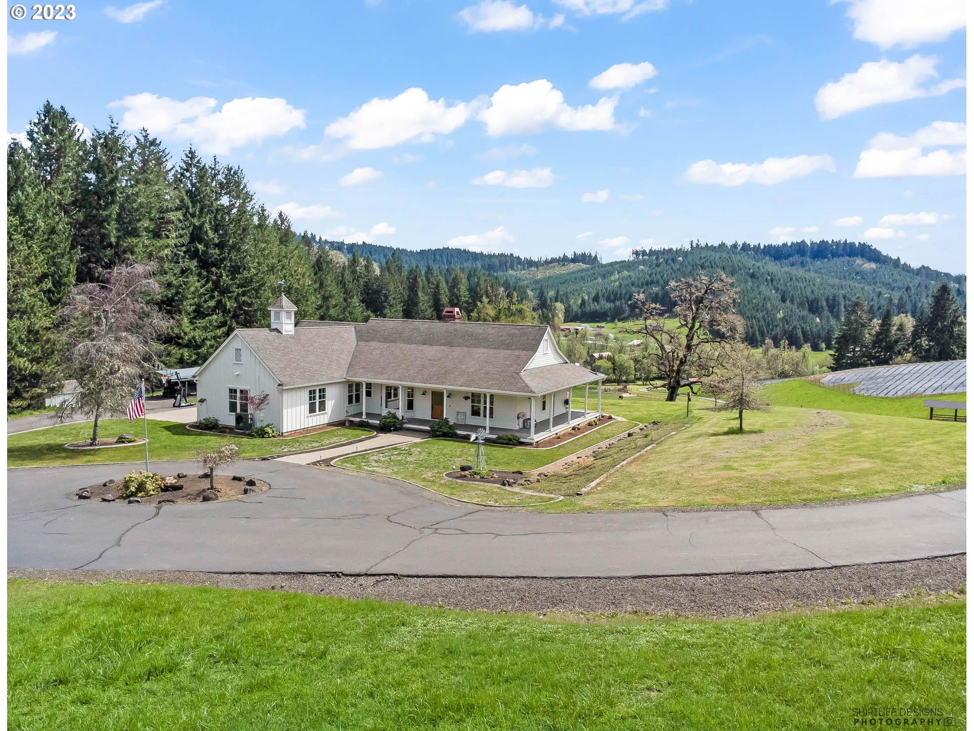 27289 Briggs Hill Road Eugene, OR 97405 - Photo 7 of 45 Gallery Image 7