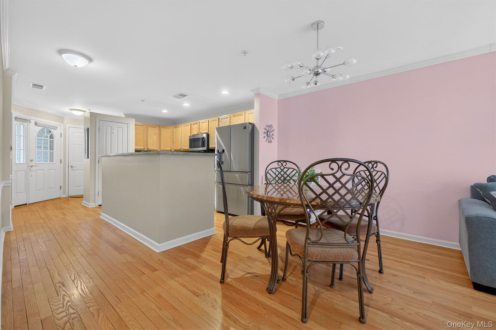 114 Viewpoint Terrace Peekskill, NY 10566 - Photo 5 of 27