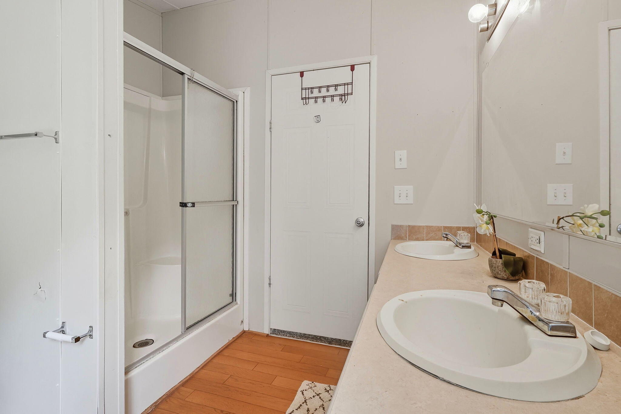 362 Schubert Circle DeFuniak Springs, FL 32433 - Photo 11 of 19 Separate Shower