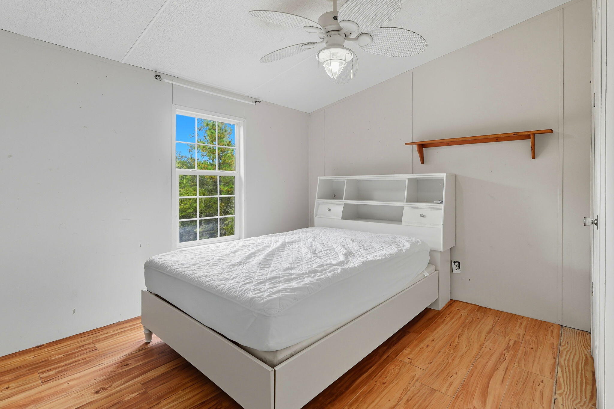 362 Schubert Circle DeFuniak Springs, FL 32433 - Photo 13 of 19 Bedroom #1