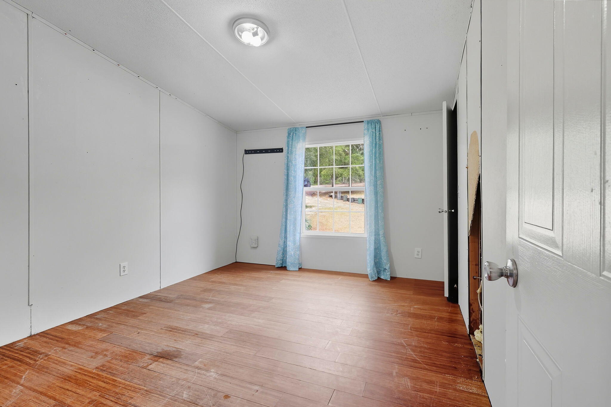 362 Schubert Circle DeFuniak Springs, FL 32433 - Photo 14 of 19 Bedroom #2