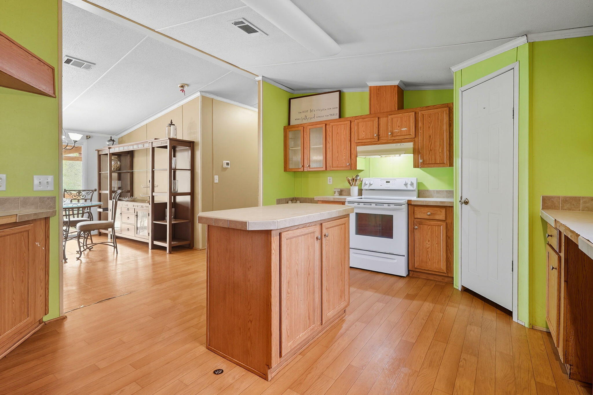 362 Schubert Circle DeFuniak Springs, FL 32433 - Photo 8 of 19 Kitchen Island