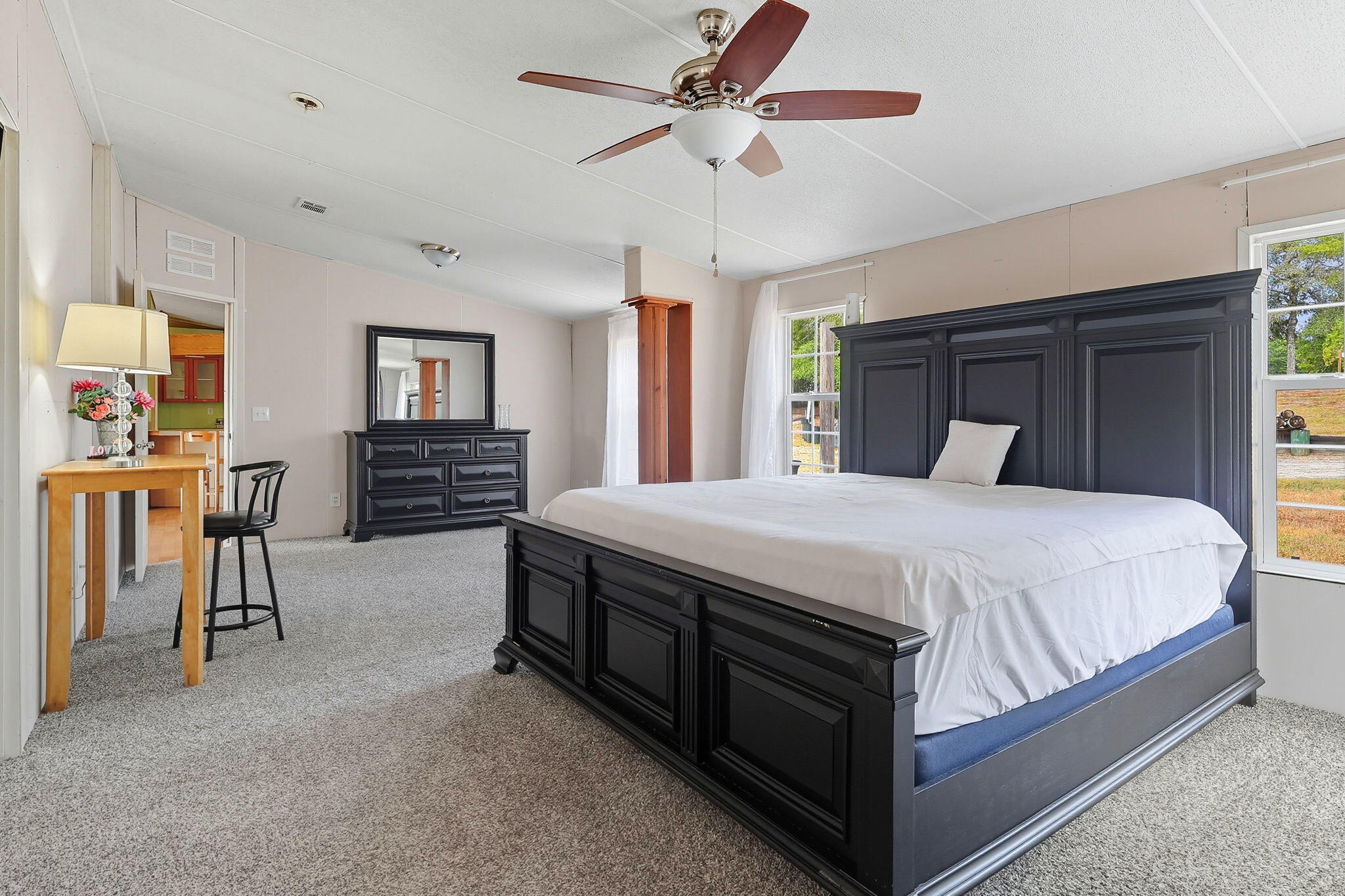 362 Schubert Circle DeFuniak Springs, FL 32433 - Photo 9 of 19 Primary Suite with Sitting Area