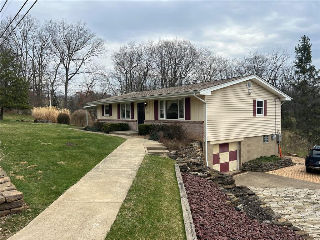 1623 Quarry Lane Apollo, PA 15613 - Photo 2 of 20